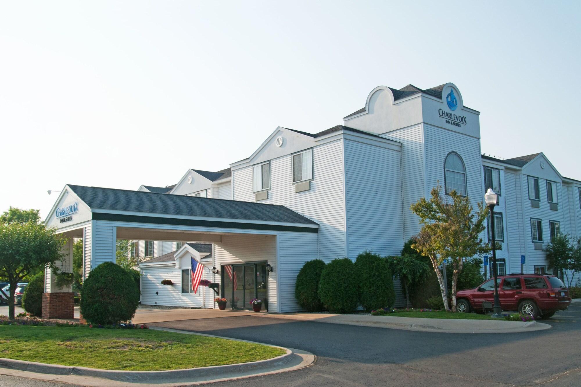 & Surestay Collection By Western Charlevoix