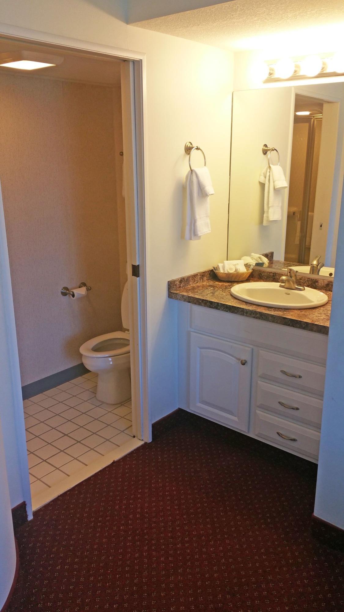 Hotel & Surestay Collection By Western Charlevoix